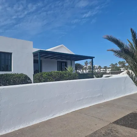 Estudio Exterior En Matagorda דירה
